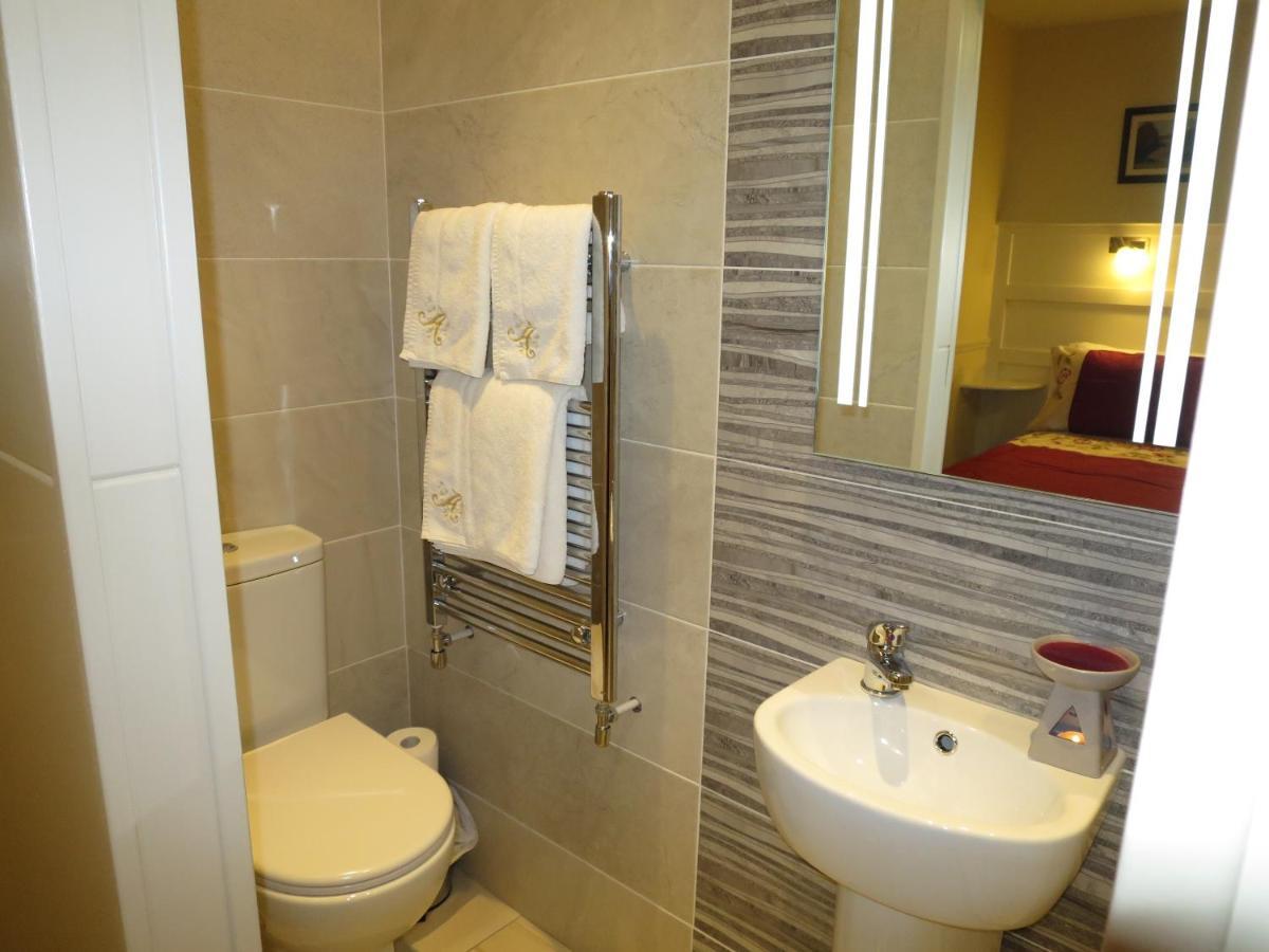 גלנטיס Avalon House B&B מראה חיצוני תמונה